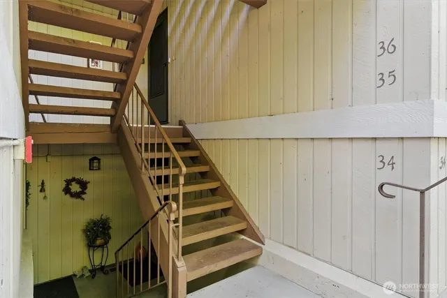 $292,000 | 26425 Northeast Pennsylvania Avenue, Unit 34, Kingston, WA 98346