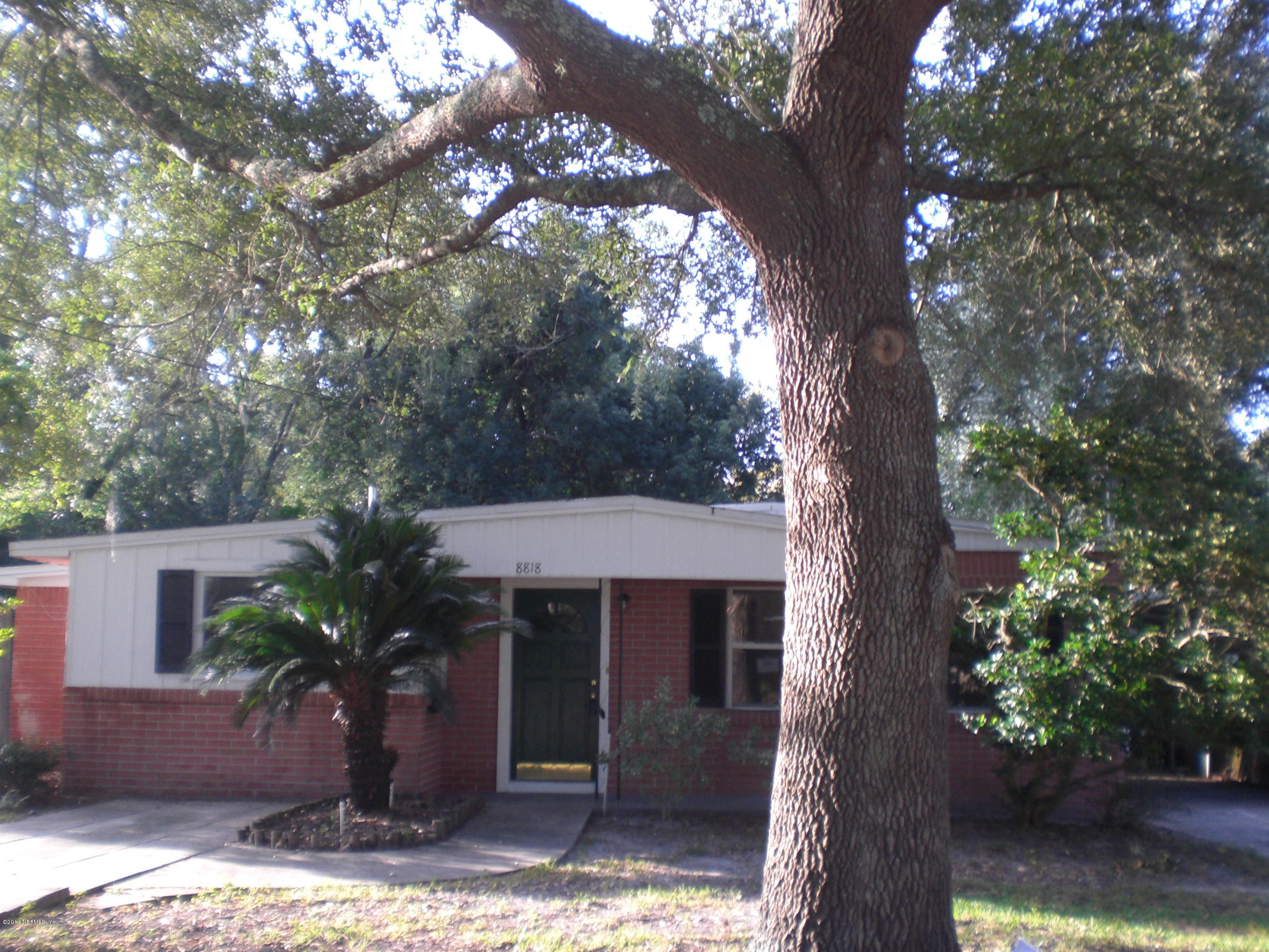 8818 Ricardo Lane Jacksonville, FL 32216 - Photo 2 of 18 Front