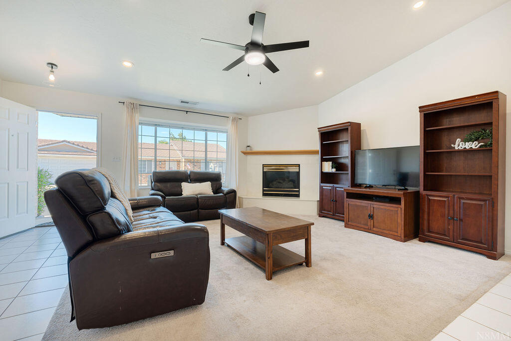 1040 East 900 South, Unit 29 St. George, UT 84790 - Photo 3 of 40 Vaulted Ceilings