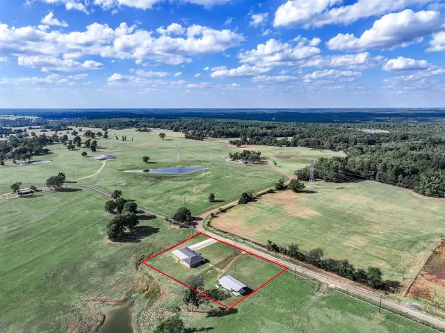 $475,000 | 537 Southwest 12, Mount Pleasant, TX 75455