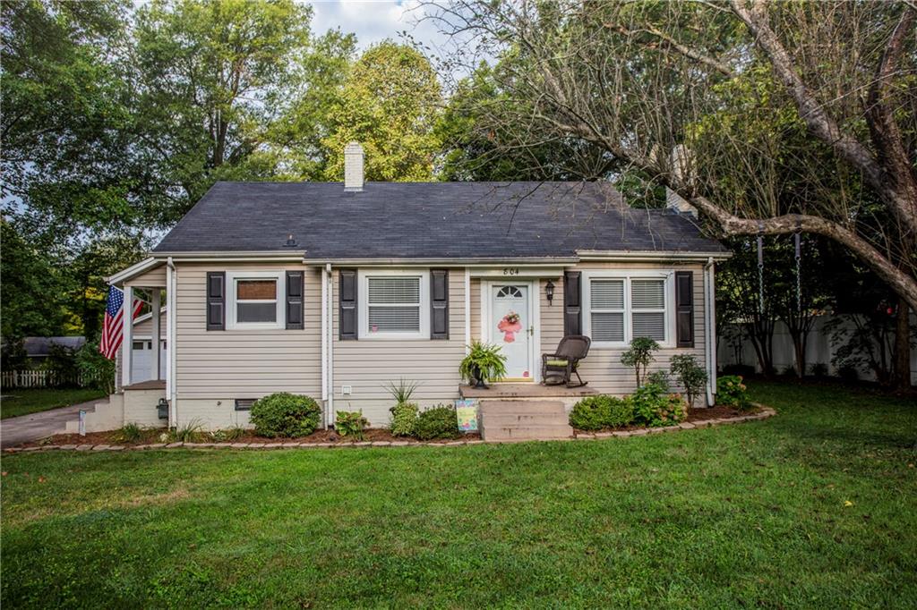 804 2nd Avenue Southwest Conover, NC 28613 - Photo 1 of 15 Gallery Image 1