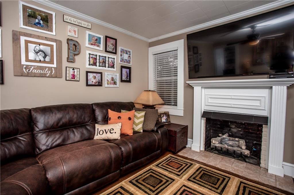 804 2nd Avenue Southwest Conover, NC 28613 - Photo 6 of 15 Gallery Image 6