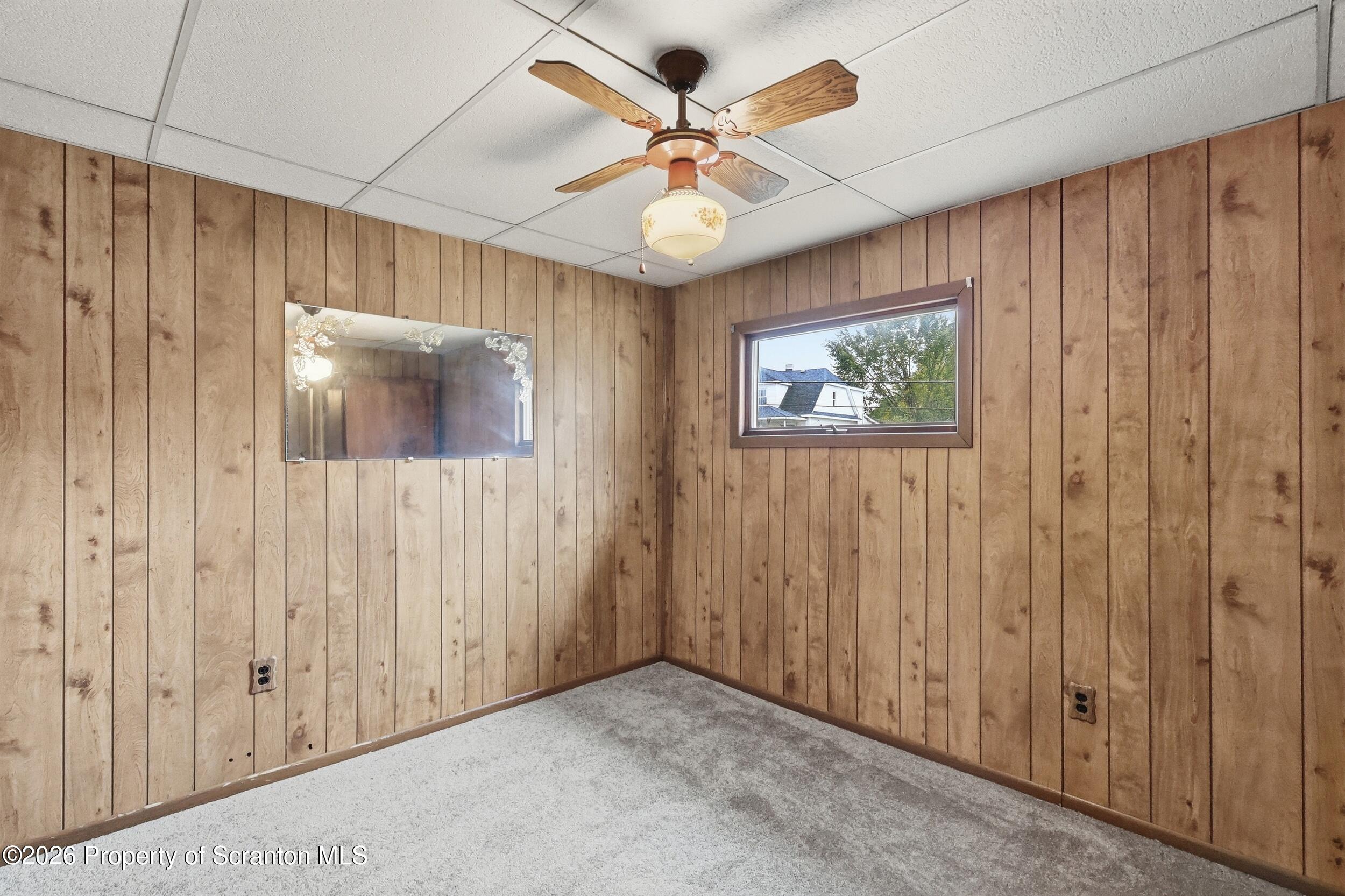 827 Spring Street Moosic, PA 18507 - Photo 29 of 41 35_827 spring30