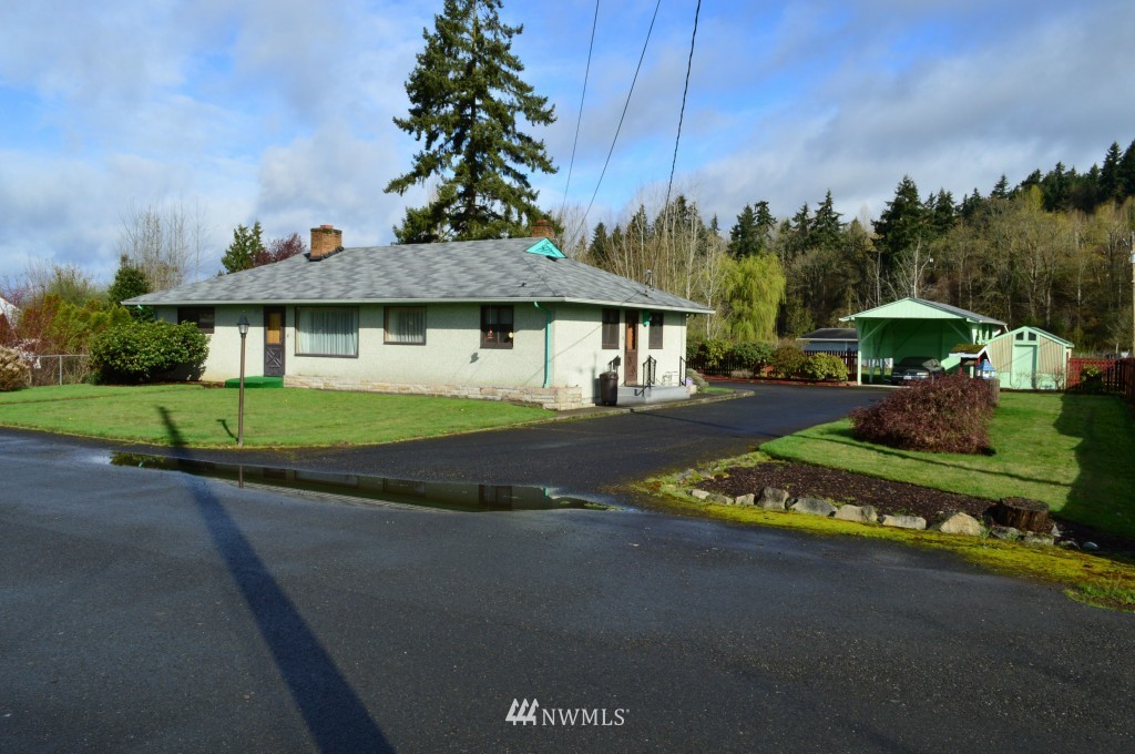 10001 Dechaux Road East Edgewood, WA 98371 - Photo 1 of 23 Gallery Image 1