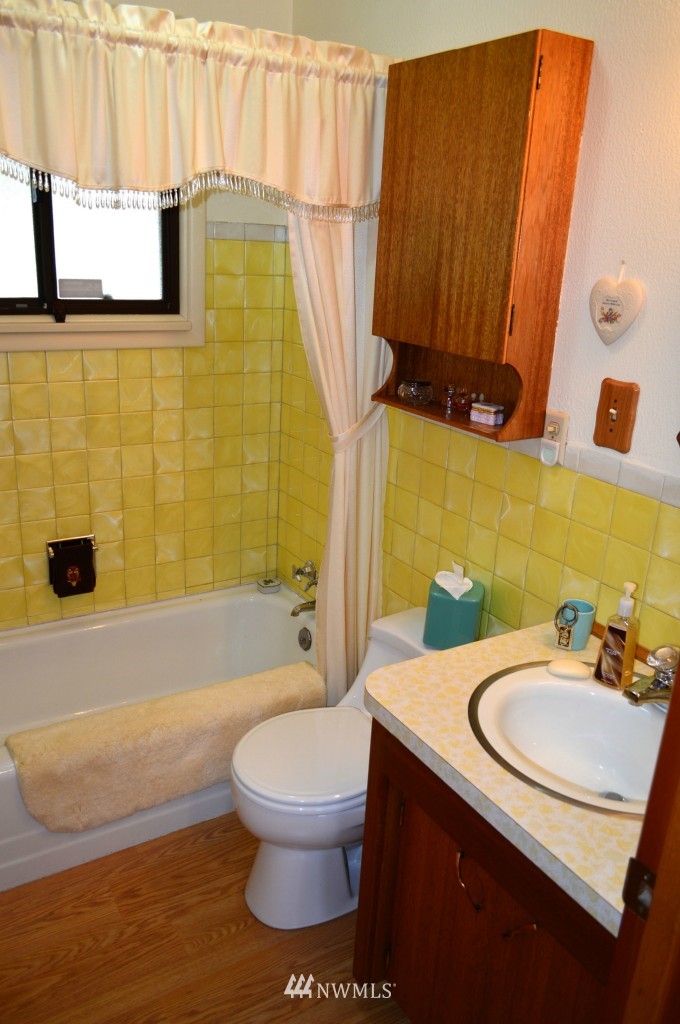 10001 Dechaux Road East Edgewood, WA 98371 - Photo 22 of 23 Gallery Image 22