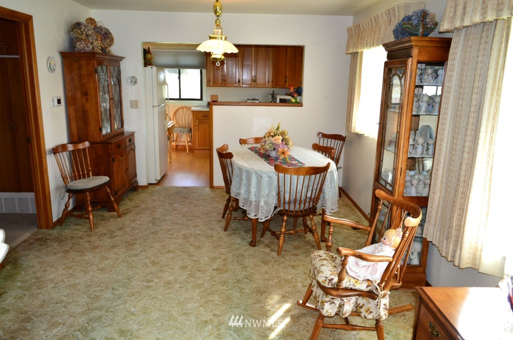 10001 Dechaux Road East Edgewood, WA 98371 - Photo 10 of 23 Gallery Image 10