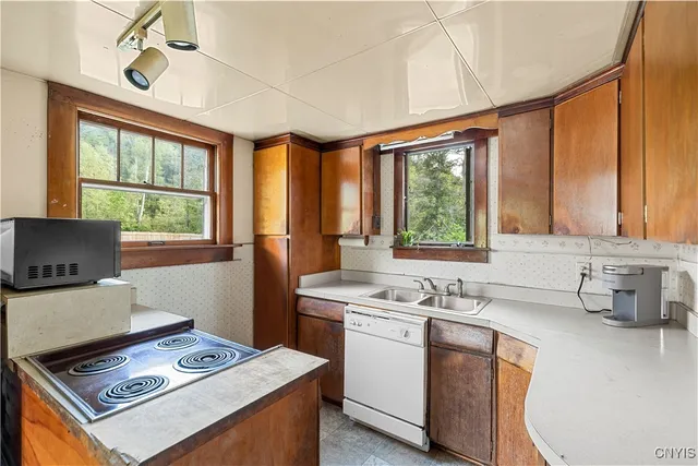 $279,000 | 7156 Highway 291, Marcy, NY 13469