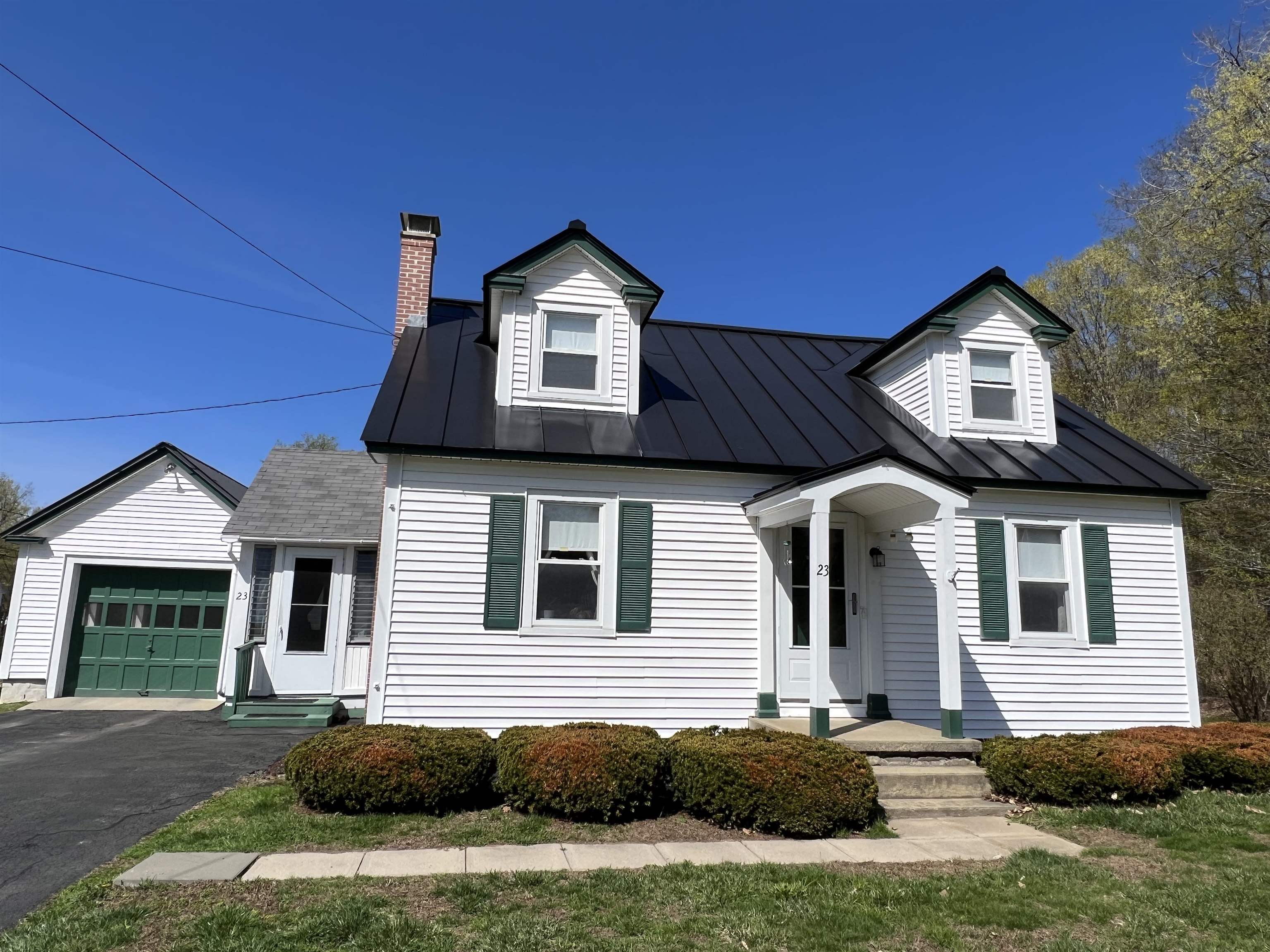 23 High Street Walpole, NH 03608 - Photo 2 of 35