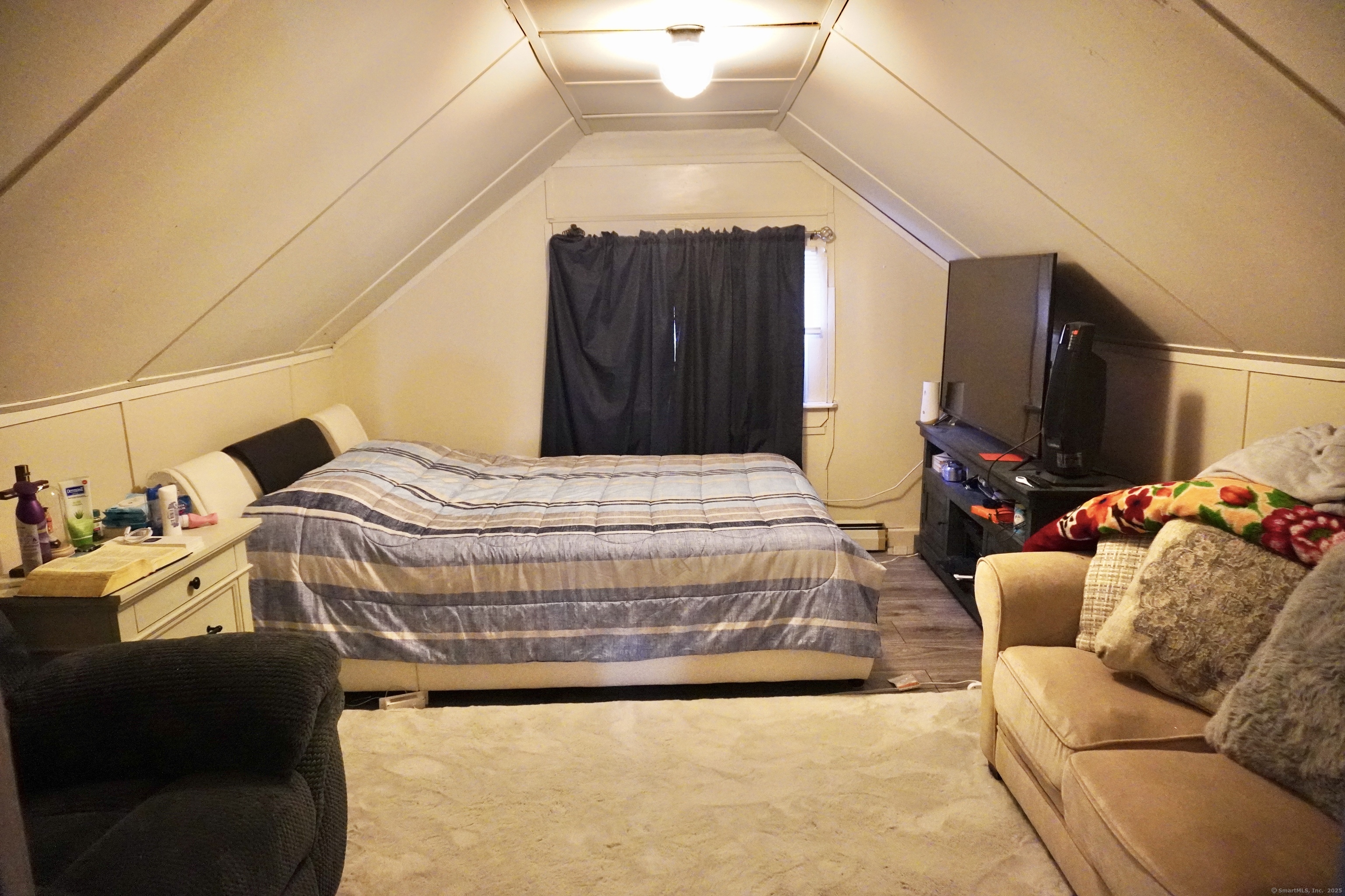 175 Academy Avenue Waterbury, CT 06705 - Photo 5 of 19