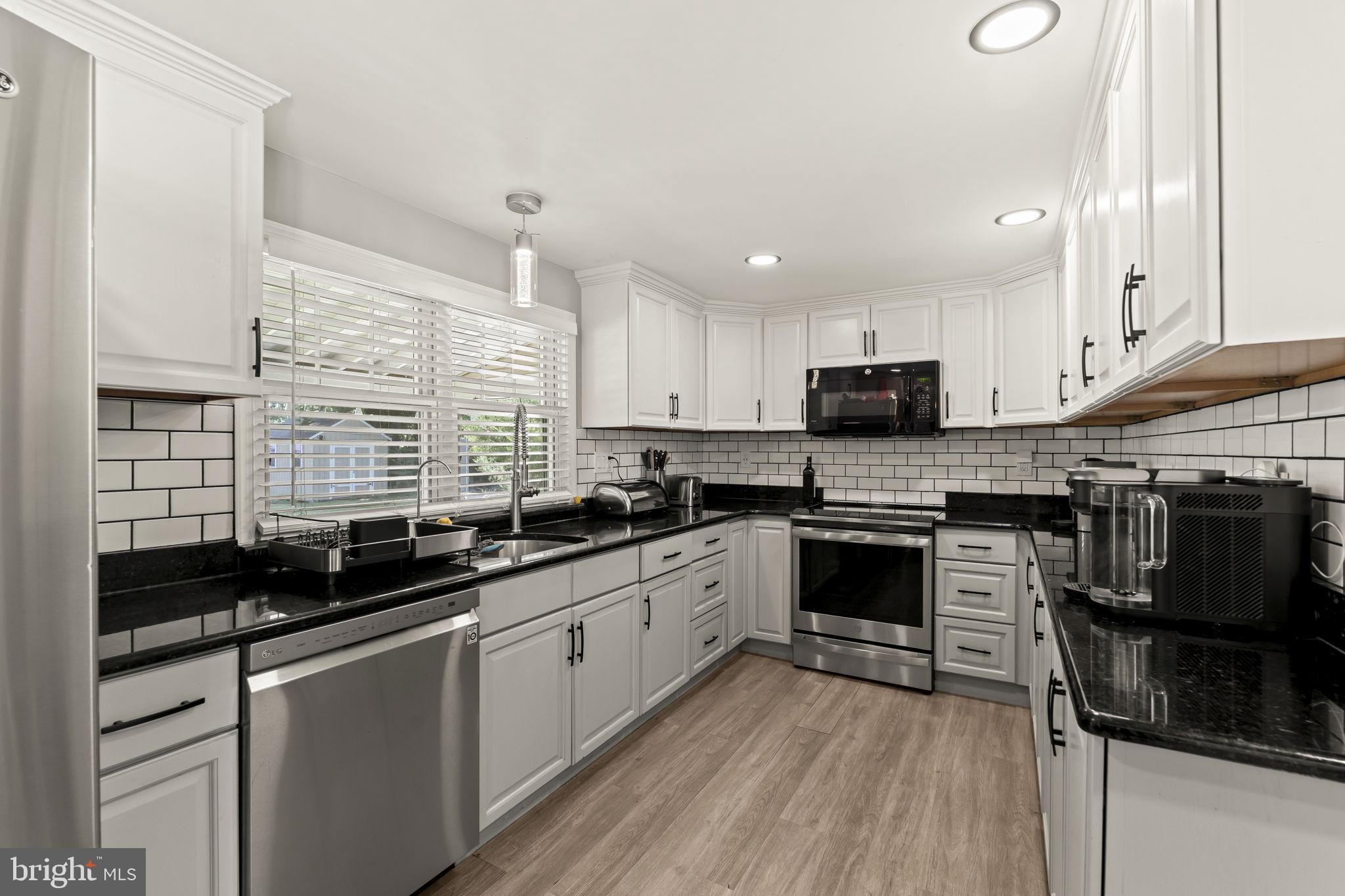 1329 West County Line Road Warminster, PA 18974 - Photo 15 of 46