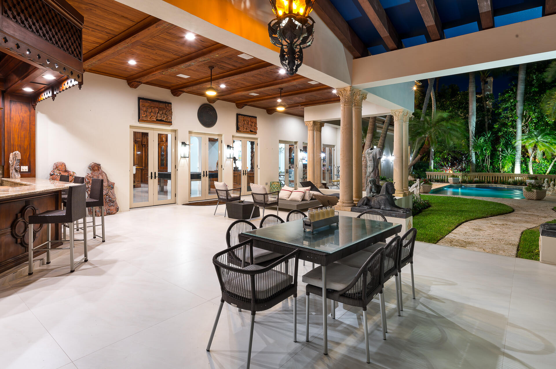 700 Northeast 45th Road Boca Raton, FL 33431 - Photo 25 of 62 a dining room with furniture and a yard