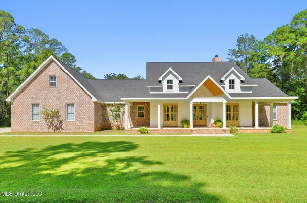 $680,000 | 19255 Eli Dudley Road, Moss Point, MS 39562