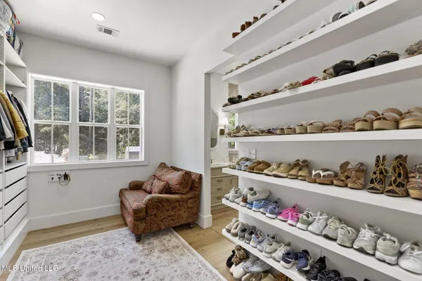 $680,000 | 19255 Eli Dudley Road, Moss Point, MS 39562