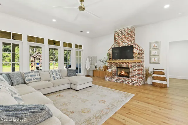 $680,000 | 19255 Eli Dudley Road, Moss Point, MS 39562