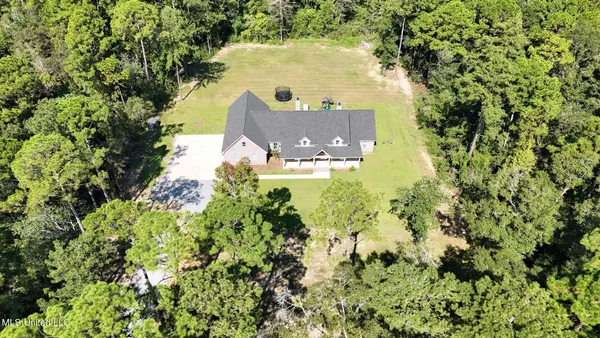 $680,000 | 19255 Eli Dudley Road, Moss Point, MS 39562