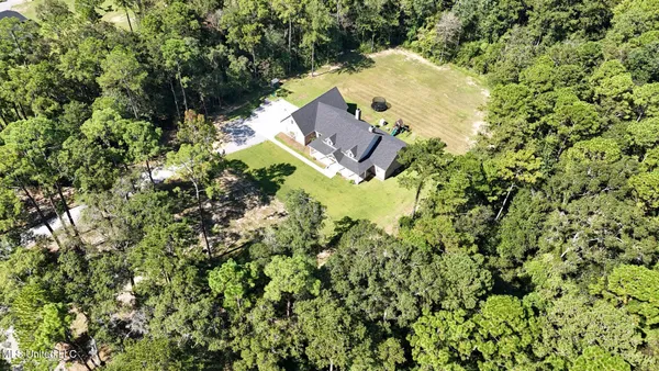 $680,000 | 19255 Eli Dudley Road, Moss Point, MS 39562