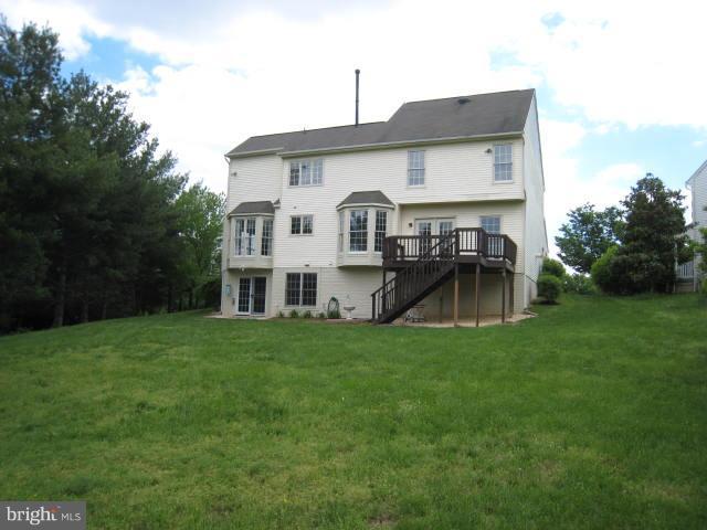 8012 Craddock Road Greenbelt, MD 20770 - Photo 12 of 28 Exterior (Rear)