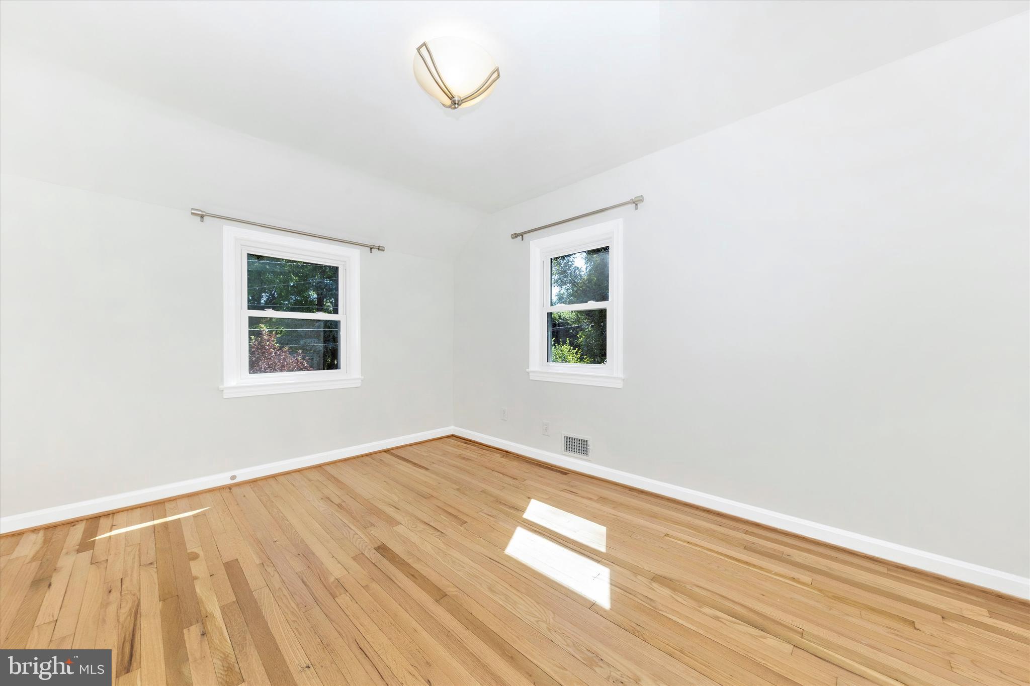 2714 Arvin Street Silver Spring, MD 20902 - Photo 27 of 54 Bedroom