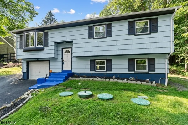 $549,900 | 186 Tomahawk Trail, Sparta, NJ 07871