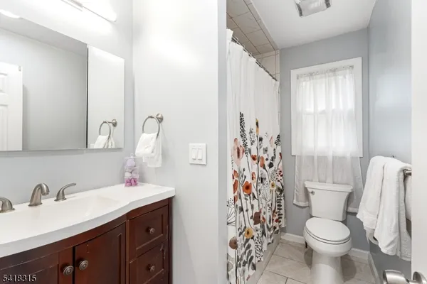 $549,900 | 186 Tomahawk Trail, Sparta, NJ 07871
