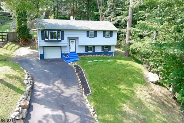 $549,900 | 186 Tomahawk Trail, Sparta, NJ 07871