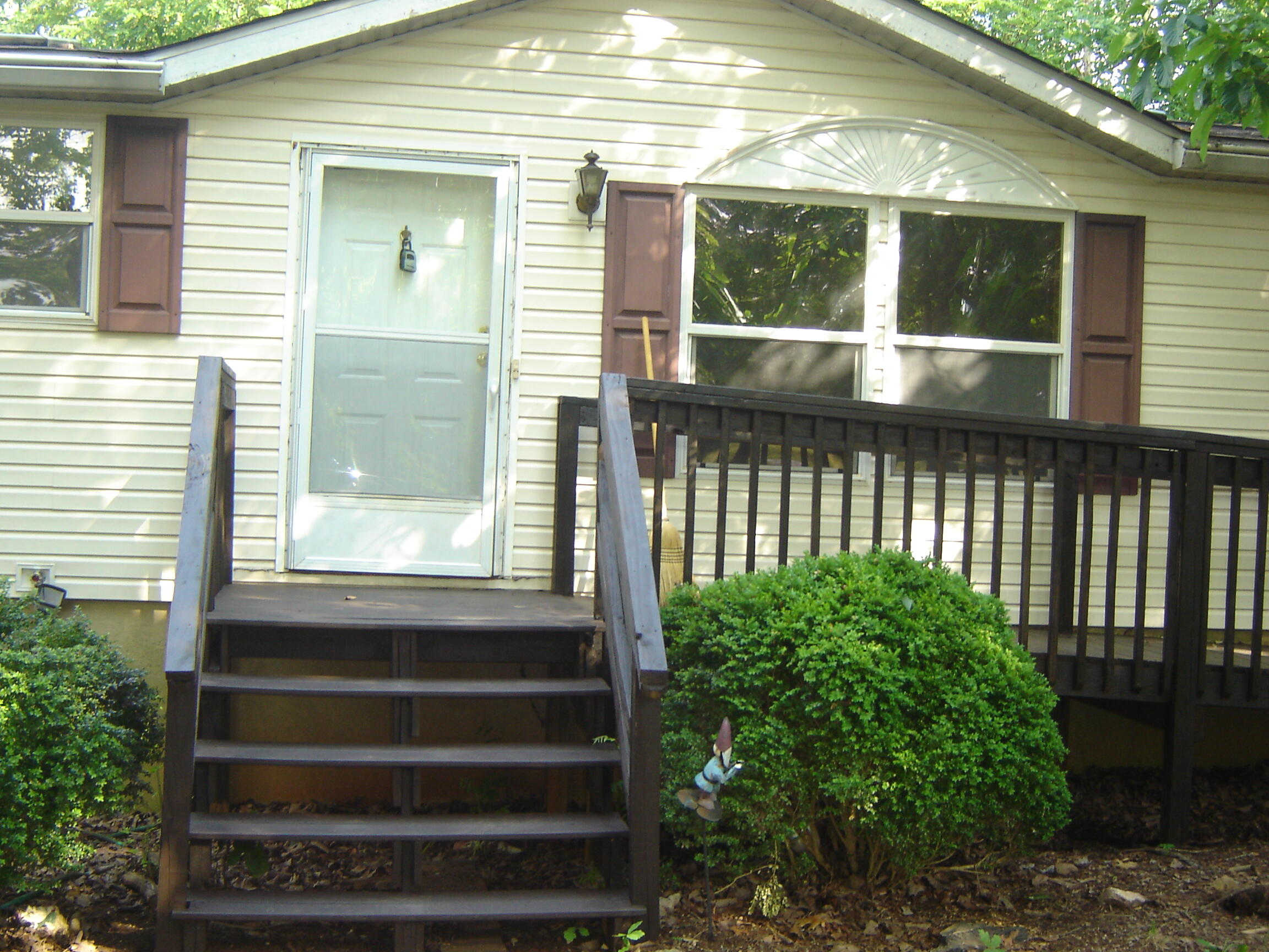 4064 Rucker Road Moneta, VA 24121 - Photo 3 of 37 DSC02603