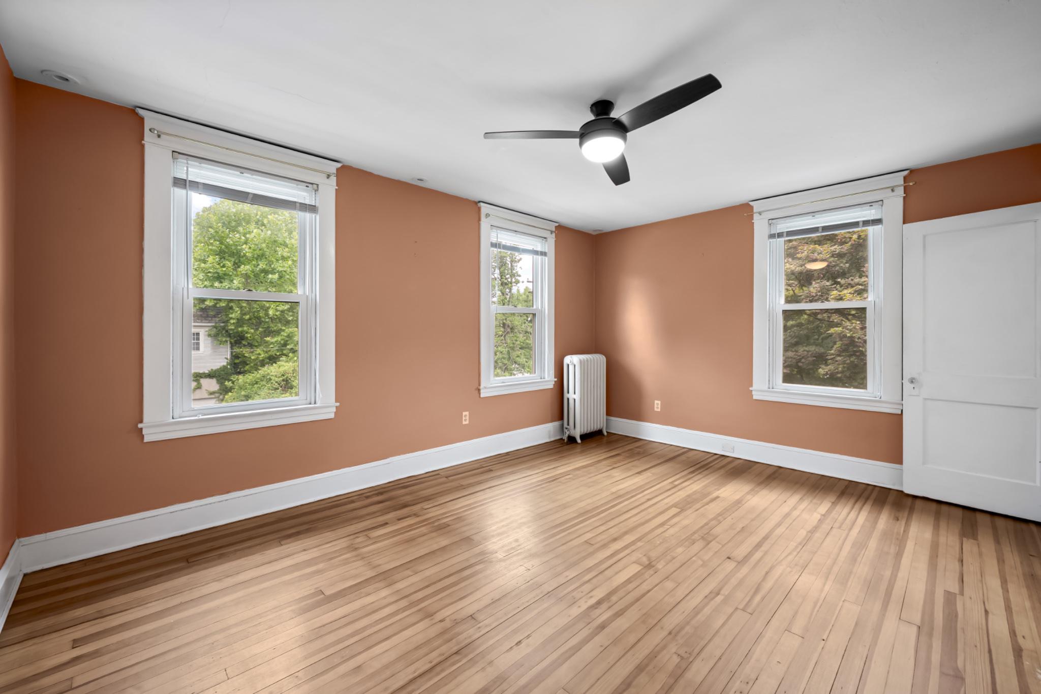 600 Dunkirk Road Baltimore, MD 21212 - Photo 23 of 36 Bright and airy primary bedroom.