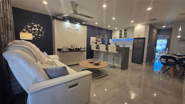 $99,000 | 15610 Northeast 6th Avenue, Unit 36D, Miami, FL 33162