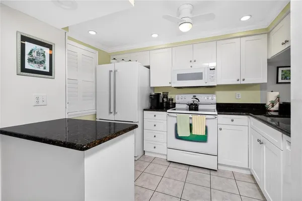 $295,000 | 1501 Beach Road, Unit 210, Englewood, FL 34223