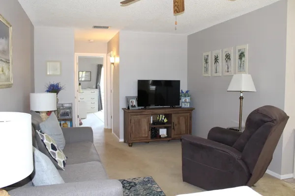 $1,300 | 30 Lake Vista Trail, Unit 205, Port St. Lucie, FL 34952