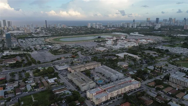 $124,900 | 215 Southeast 3rd Avenue, Unit 102C, Hallandale Beach, FL 33009