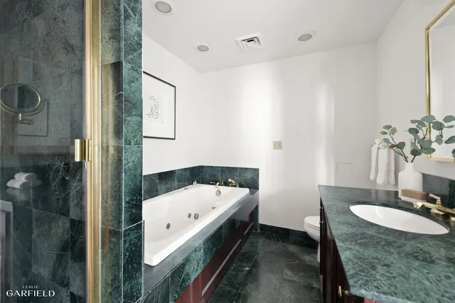 $6,495,000 | 2 East 80th Street, Unit 7 | Upper East Side