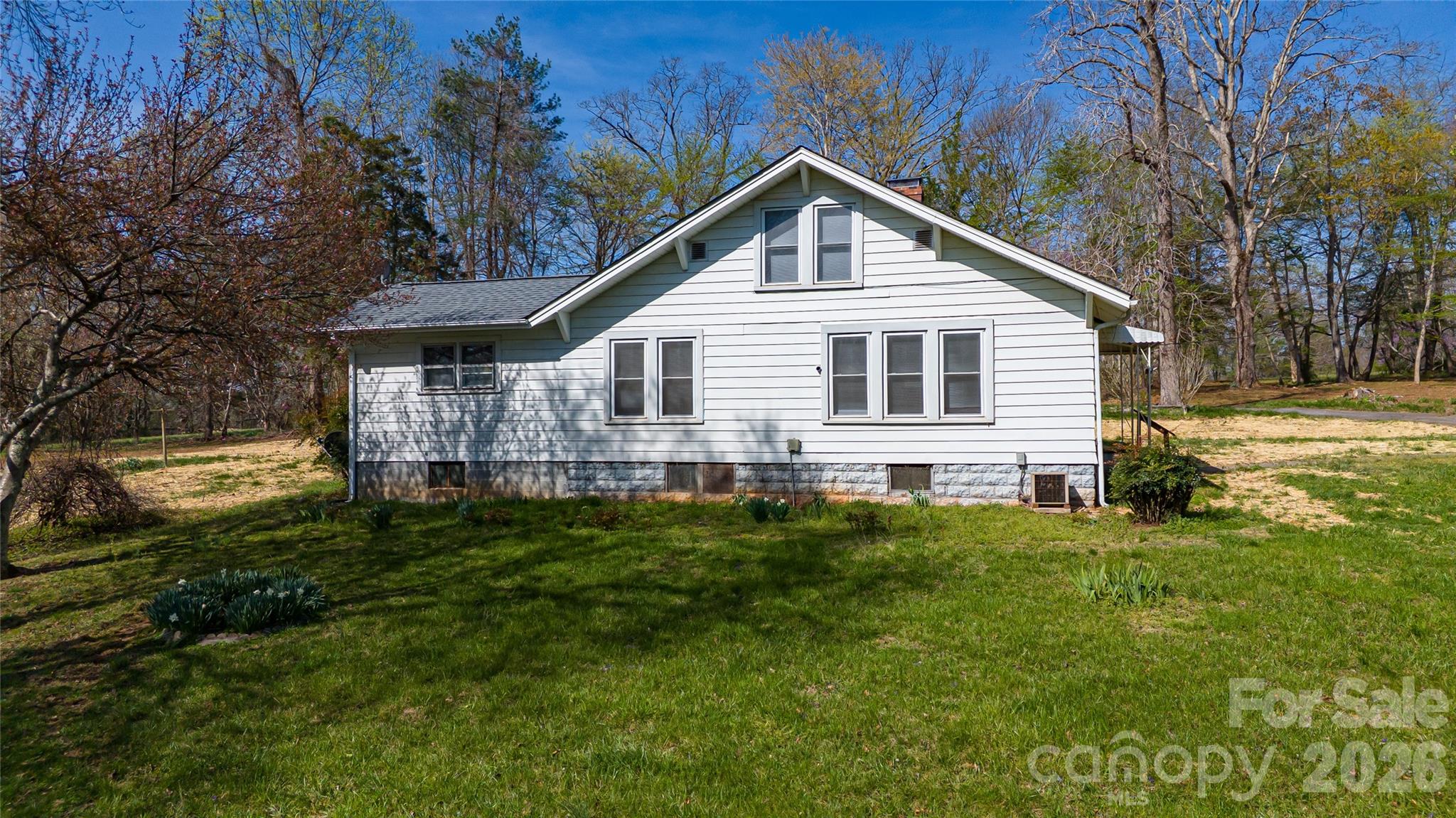 761 Amherst Road Morganton, NC 28655 - Photo 5 of 31