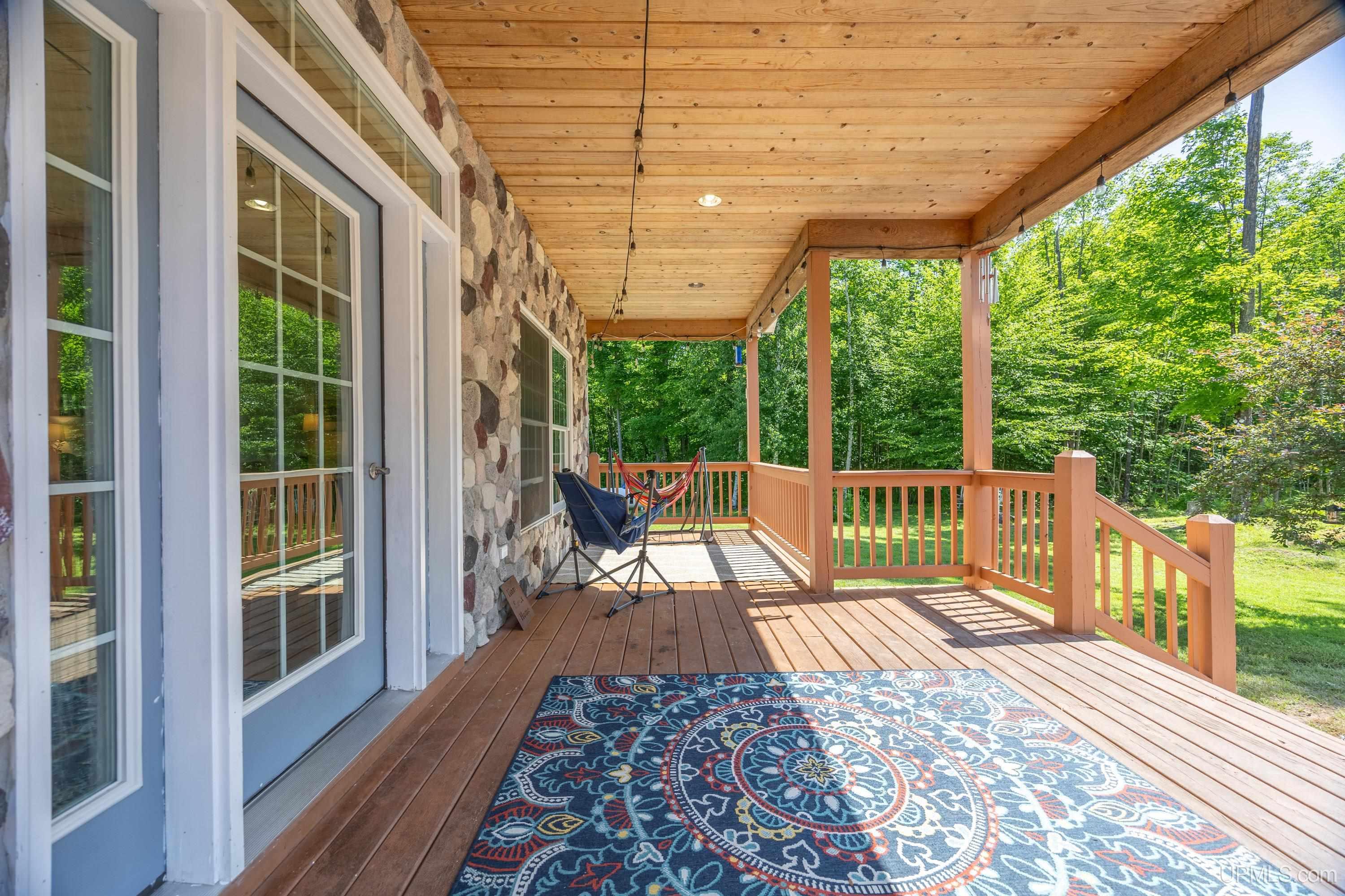 17423 Ford Farm Road Lanse, MI 49946 - Photo 4 of 83