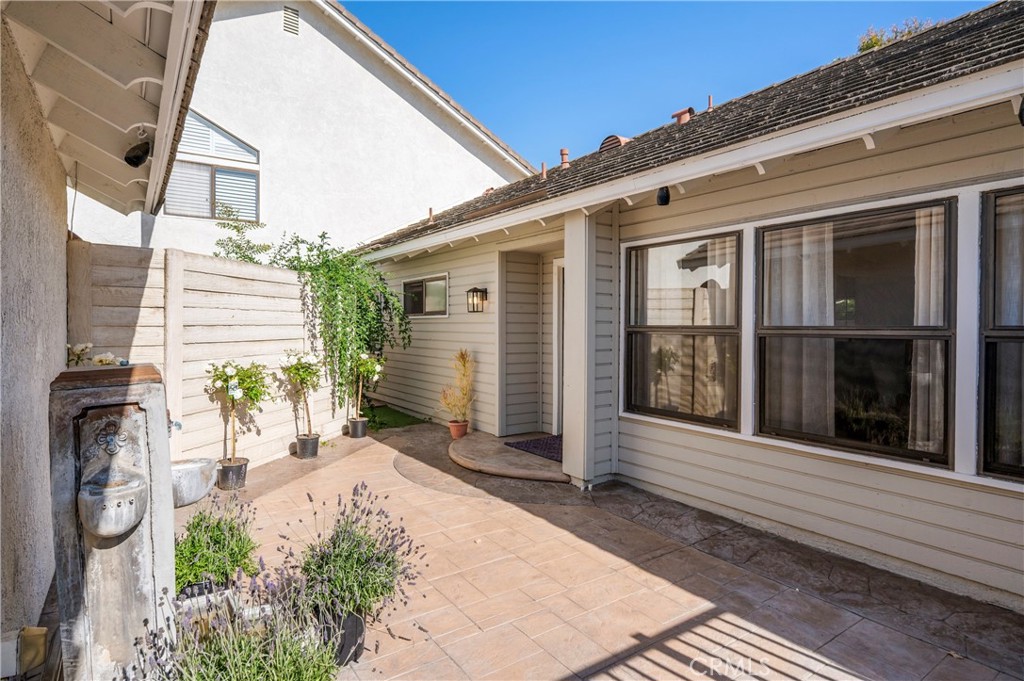 492 East Yale Loop Irvine, CA 92614 - Photo 2 of 31