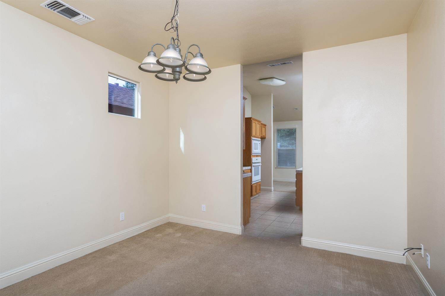 448 West Lilac Avenue Reedley, CA 93654 - Photo 11 of 38 Gallery Image 11