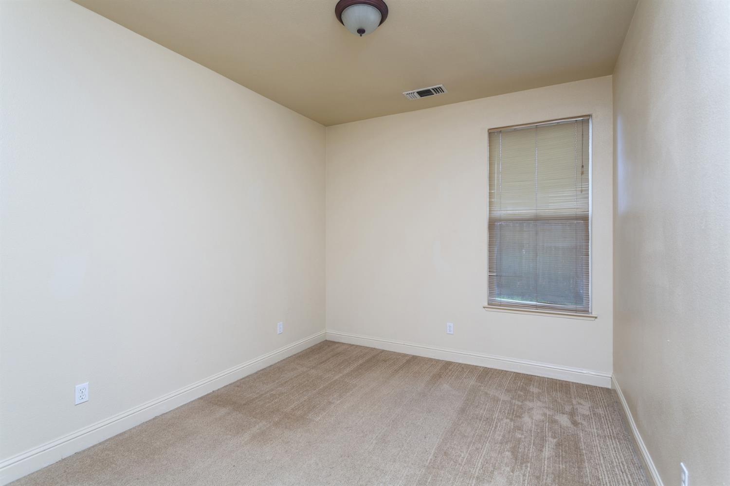 448 West Lilac Avenue Reedley, CA 93654 - Photo 28 of 38 Gallery Image 28
