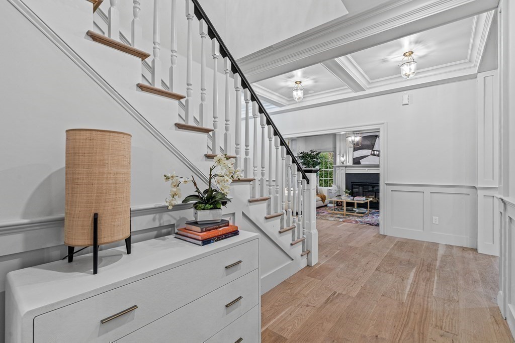 28 Sturbridge Road Wellesley, MA 02481 - Photo 17 of 41