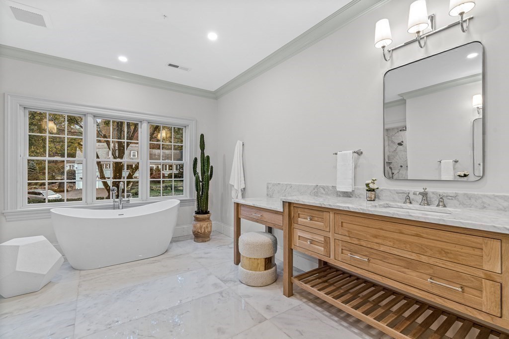 28 Sturbridge Road Wellesley, MA 02481 - Photo 21 of 41