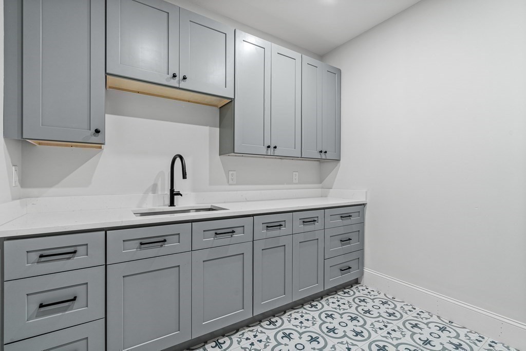 28 Sturbridge Road Wellesley, MA 02481 - Photo 28 of 41