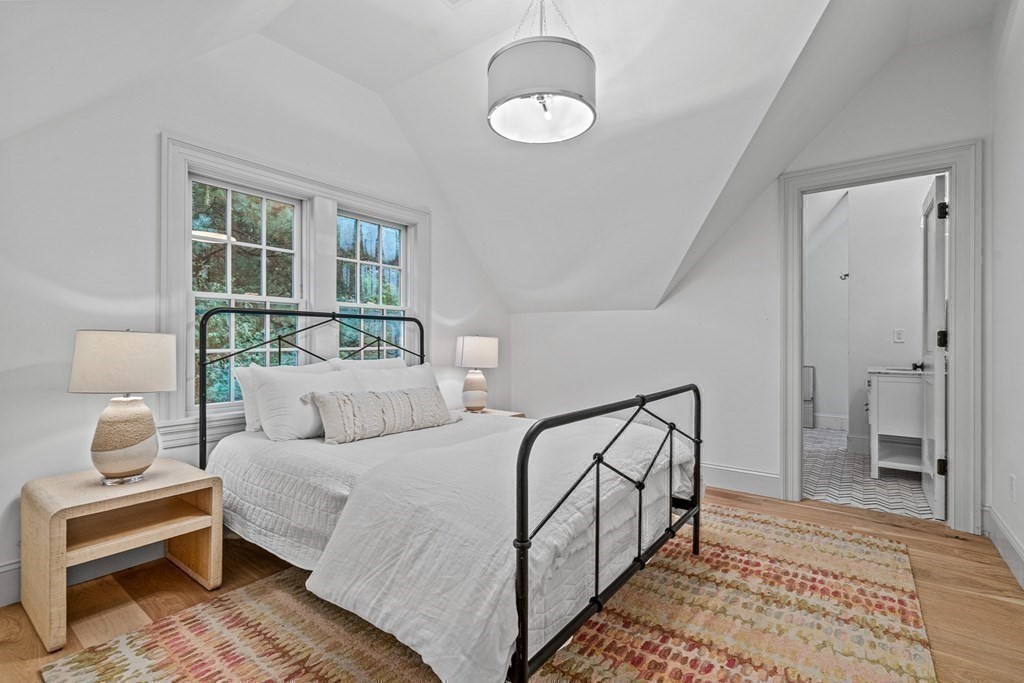 28 Sturbridge Road Wellesley, MA 02481 - Photo 30 of 41