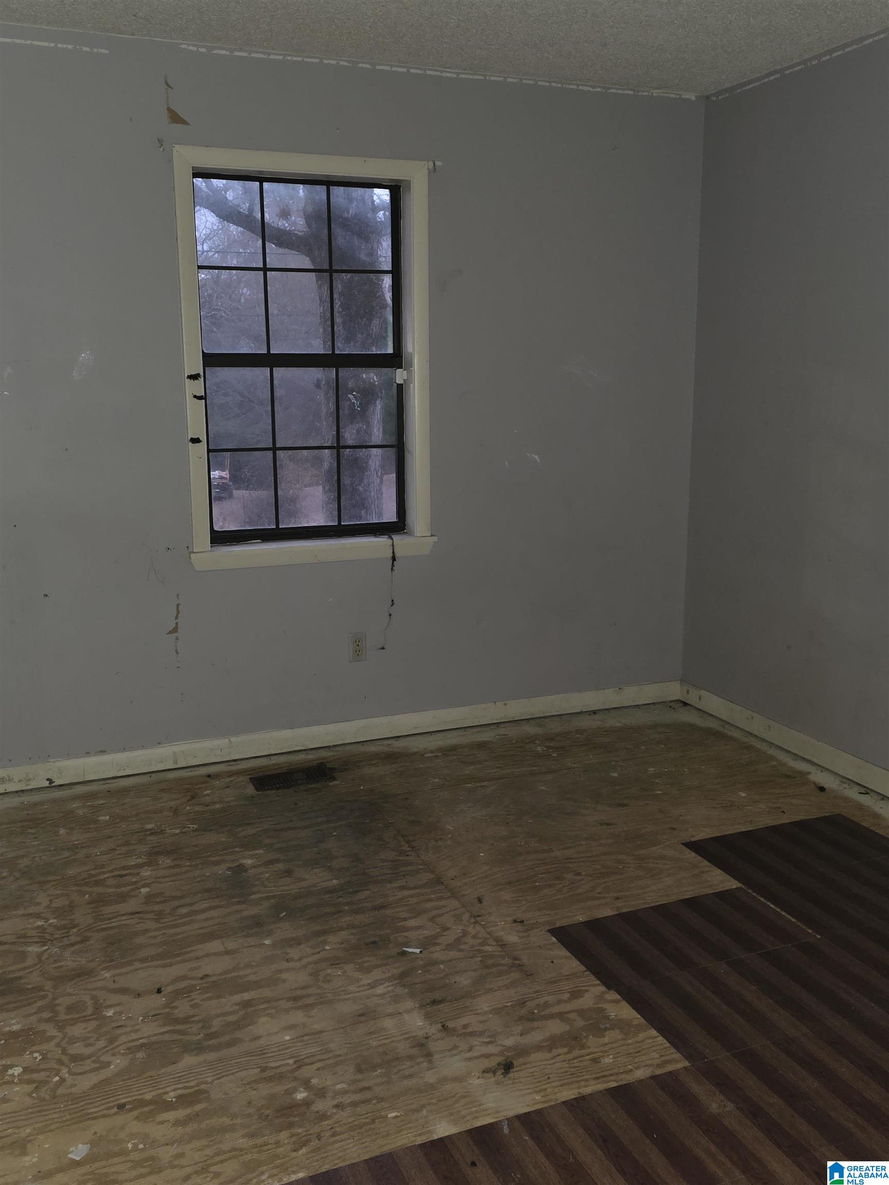 217 Davis Street Talladega, AL 35160 - Photo 21 of 25