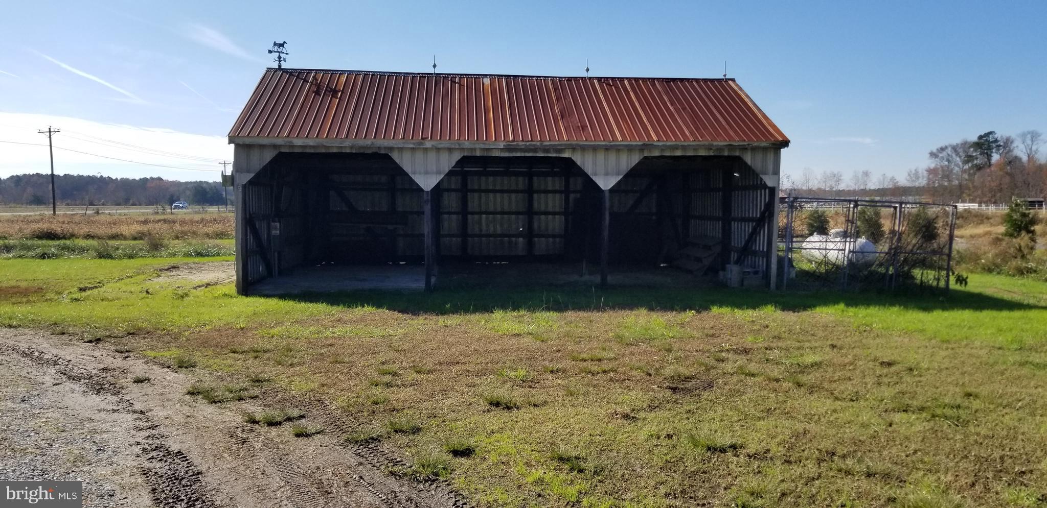 7547 Libertytown Road Berlin, MD 21811 - Photo 17 of 19 3 bay pole barn with attached dog kennel