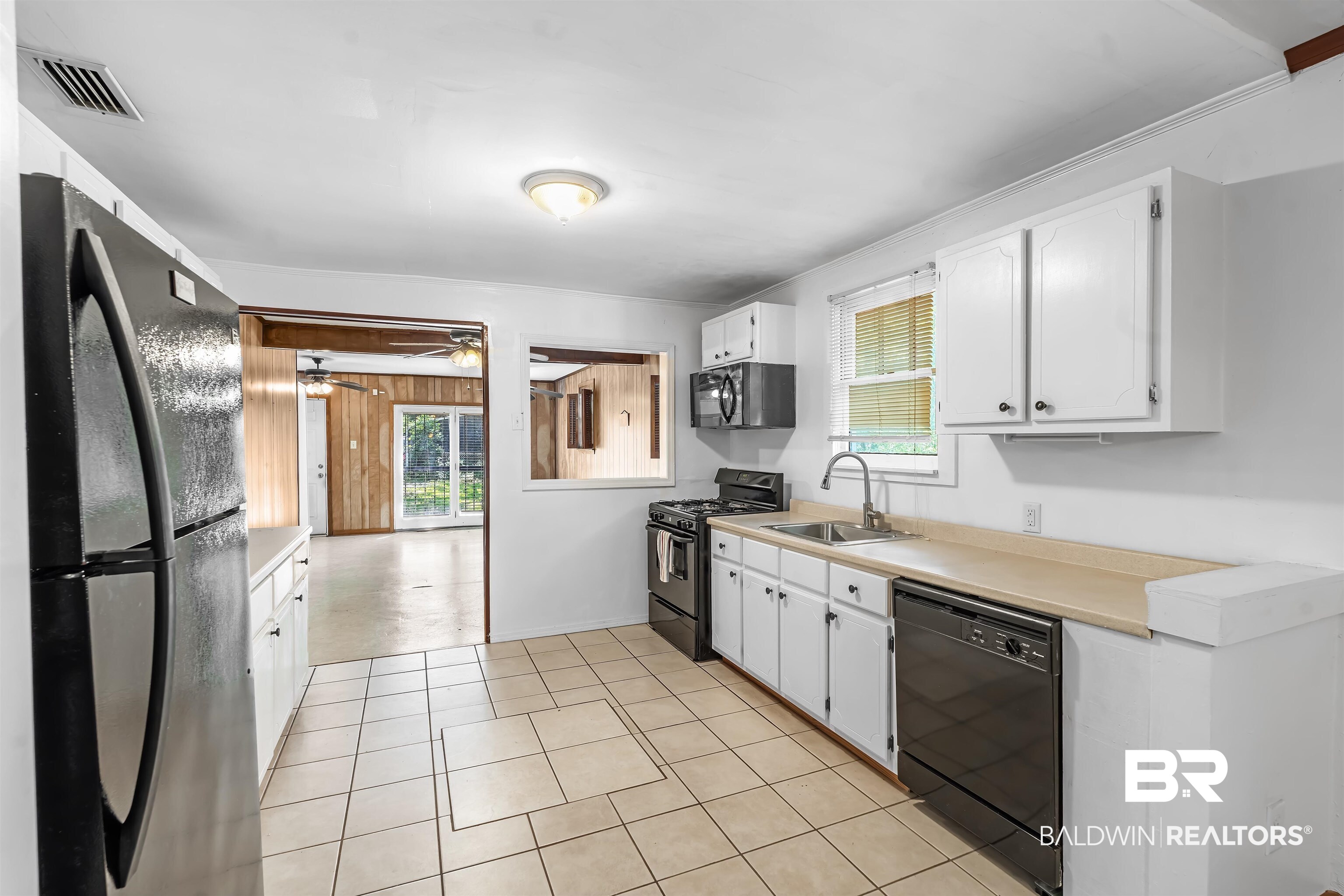 2201 Osage Street Mobile, AL 36617 - Photo 8 of 26
