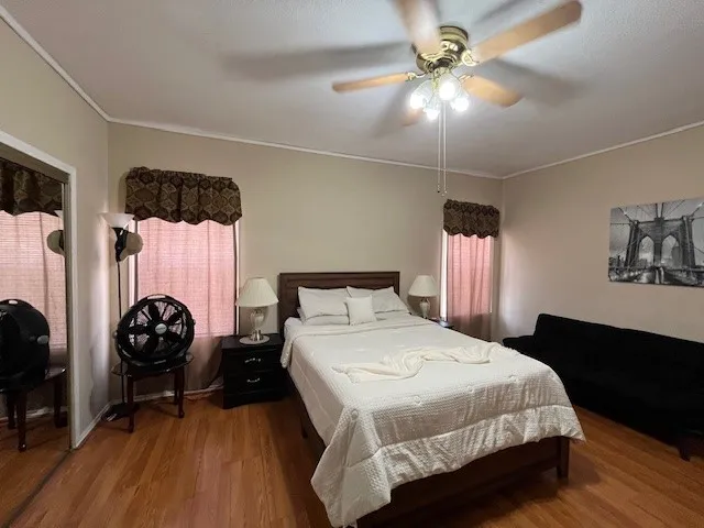 $135,000 | 17585 Red Oak Drive, Unit 7585, Houston, TX 77090