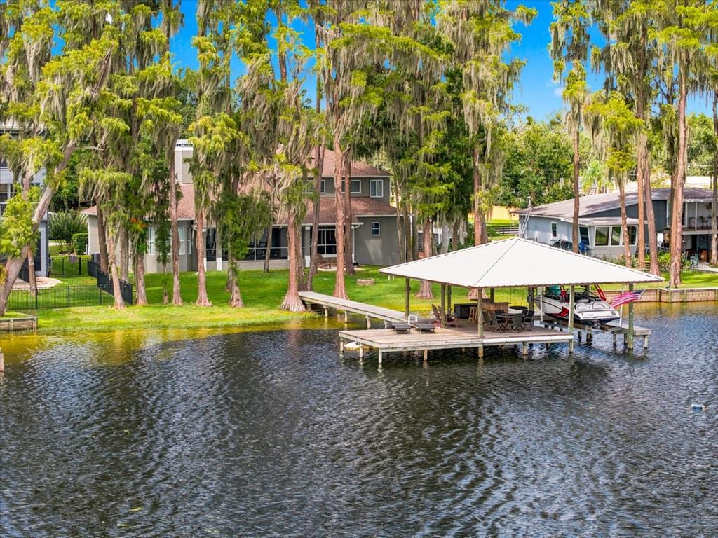 18829 Geraci Road Lutz, FL 33548 - Photo 9 of 77 Gallery Image 9