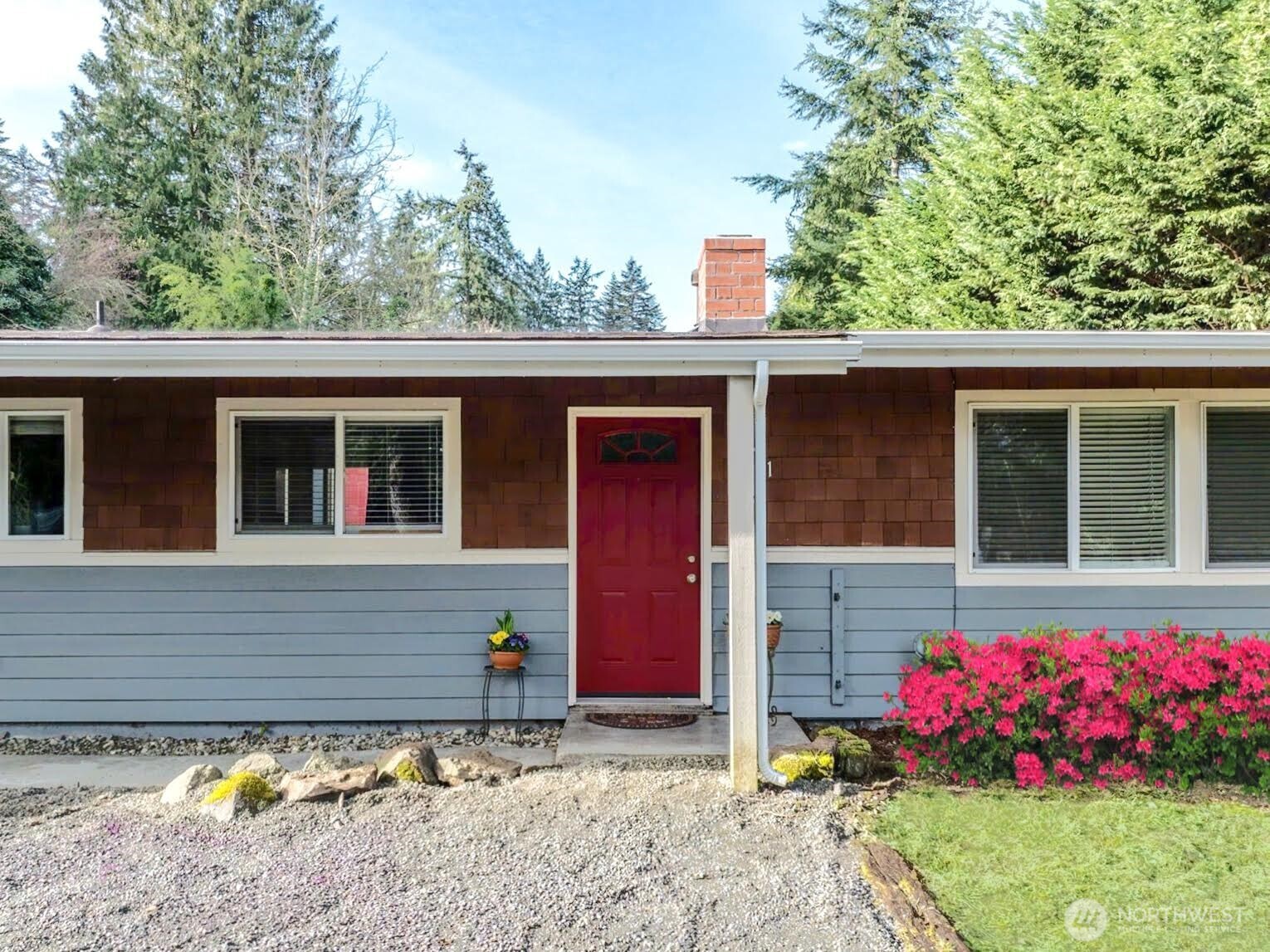 16901 Simonds Road Northeast Kenmore, WA 98028 - Photo 3 of 26