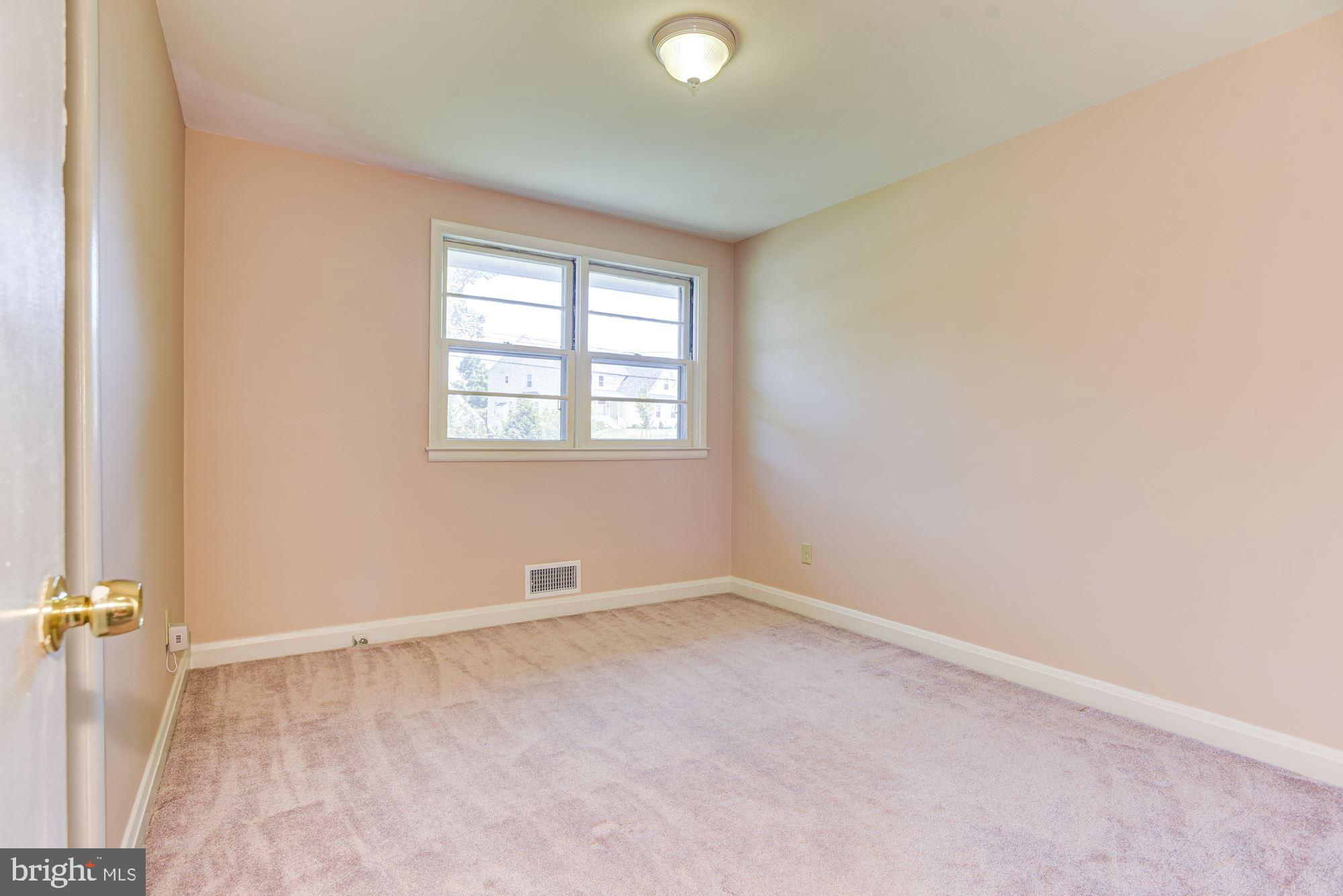8917 Old Frederick Road Ellicott City, MD 21043 - Photo 20 of 31 Bedroom