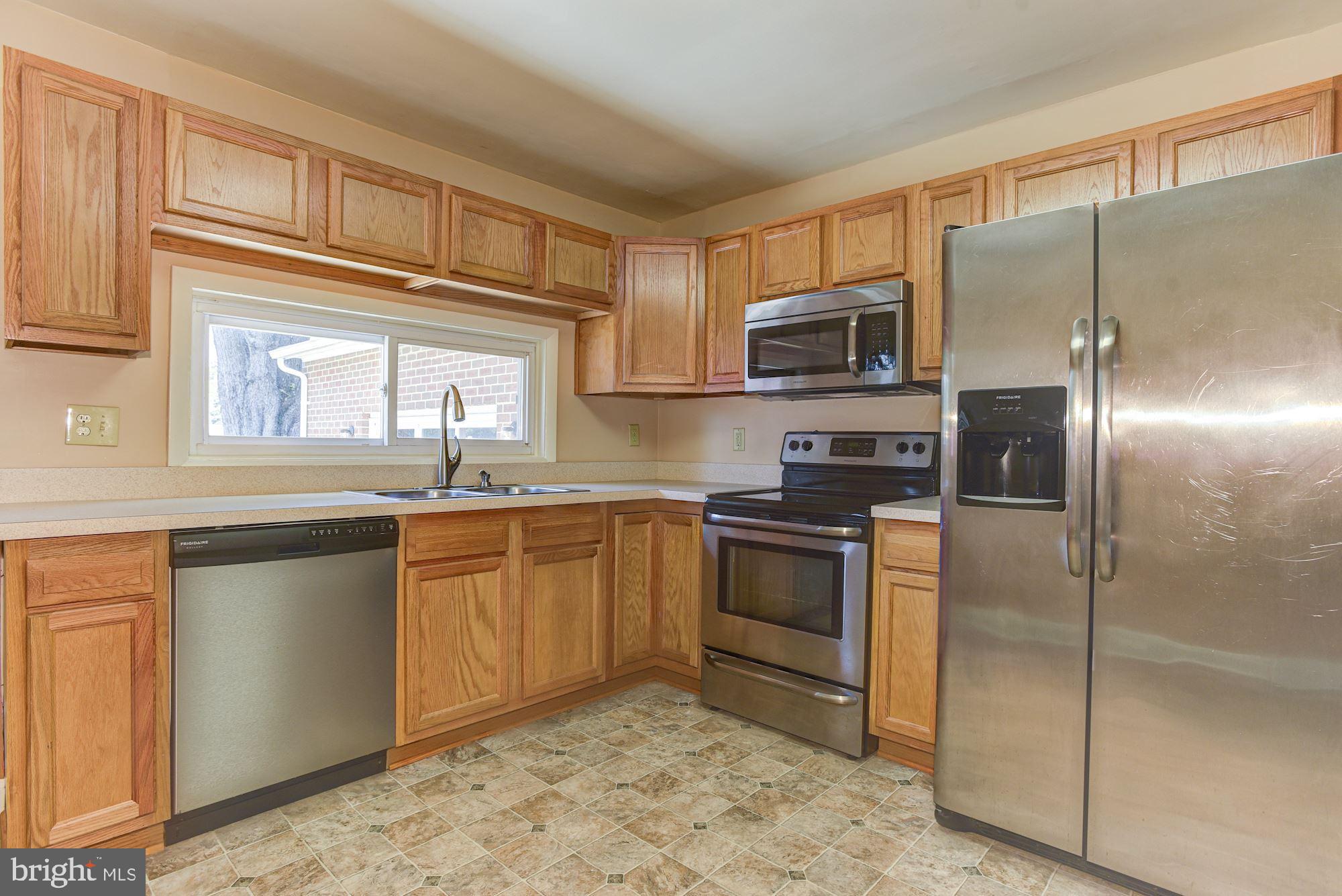 8917 Old Frederick Road Ellicott City, MD 21043 - Photo 8 of 31 Kitchen