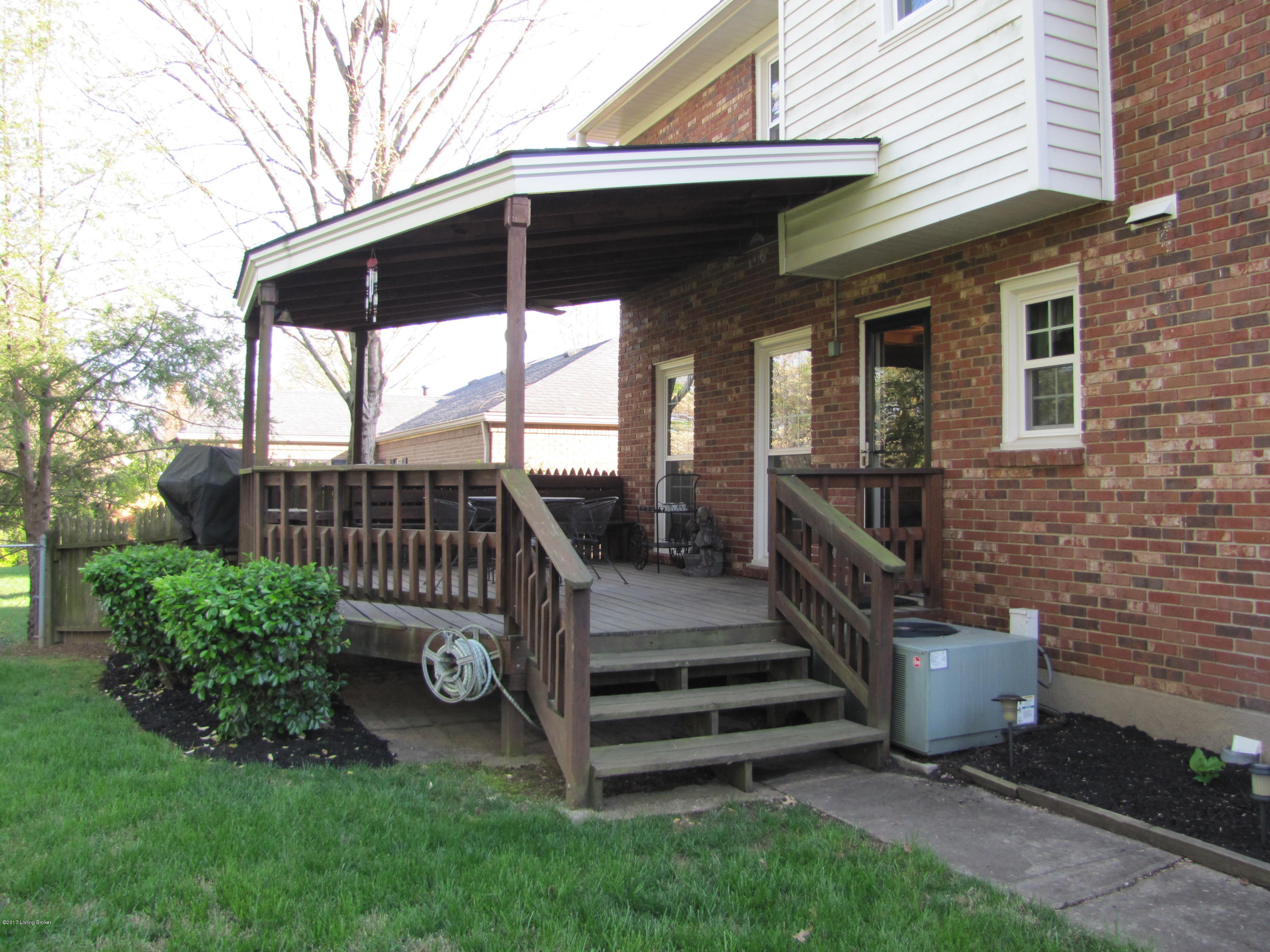 1907 Hollen Road Louisville, KY 40222 - Photo 22 of 32 IMG_0023